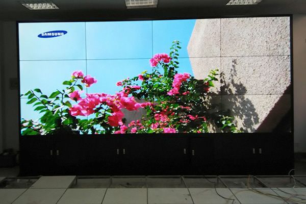 55寸液晶拼接屏價格是多少錢？