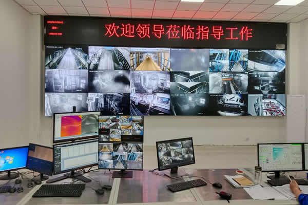 一塊拼接屏可以顯示多少路監(jiān)控畫面，監(jiān)控畫面是如何在拼接屏上顯示的