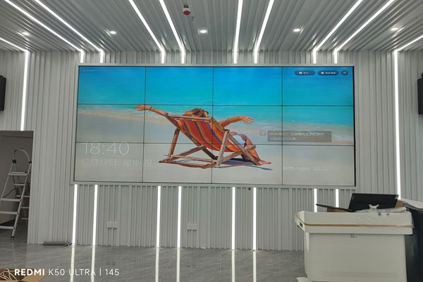 液晶拼接屏裝完后拼縫變大了是怎么回事？